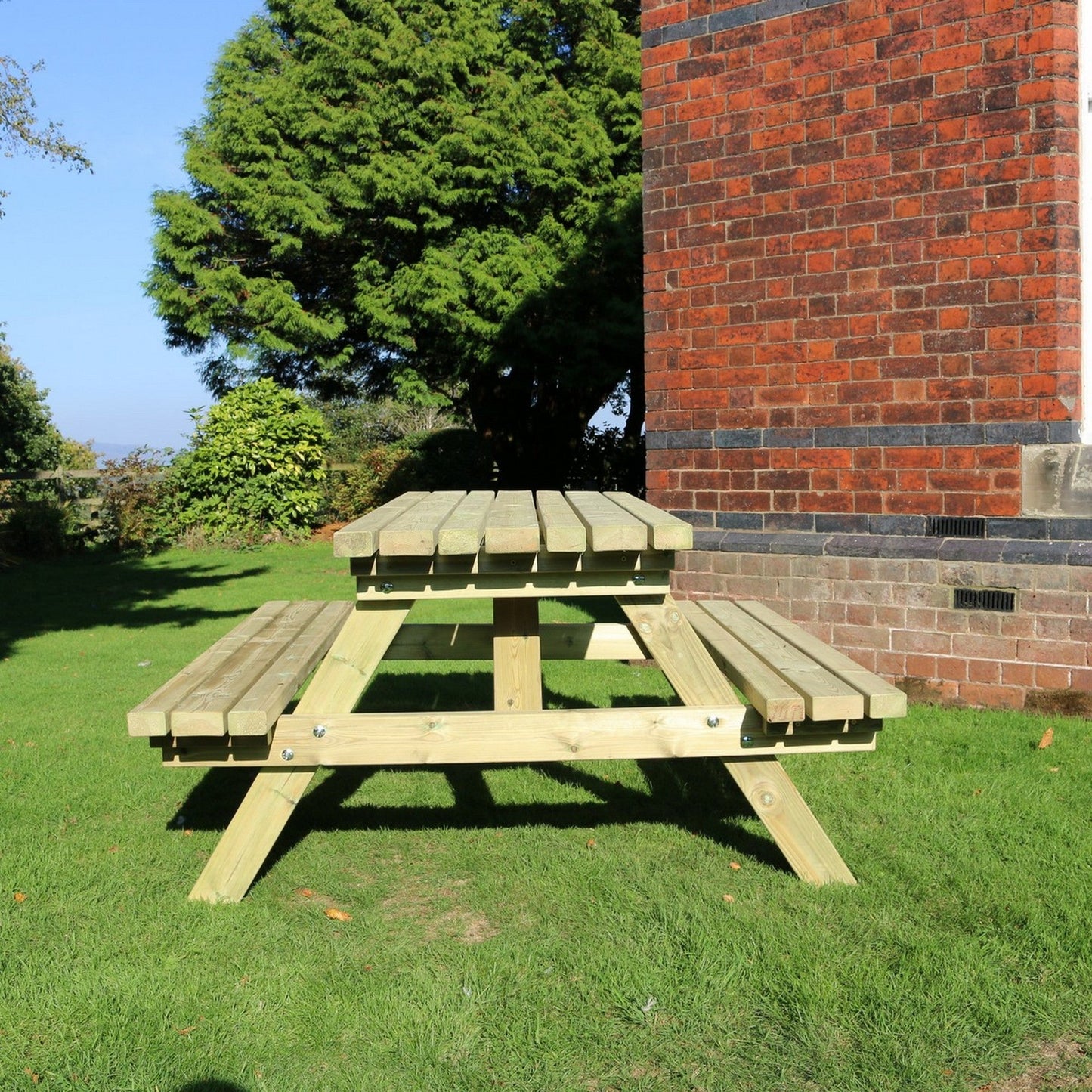 DELUXE A-FRAME PICNIC TABLE 180cm