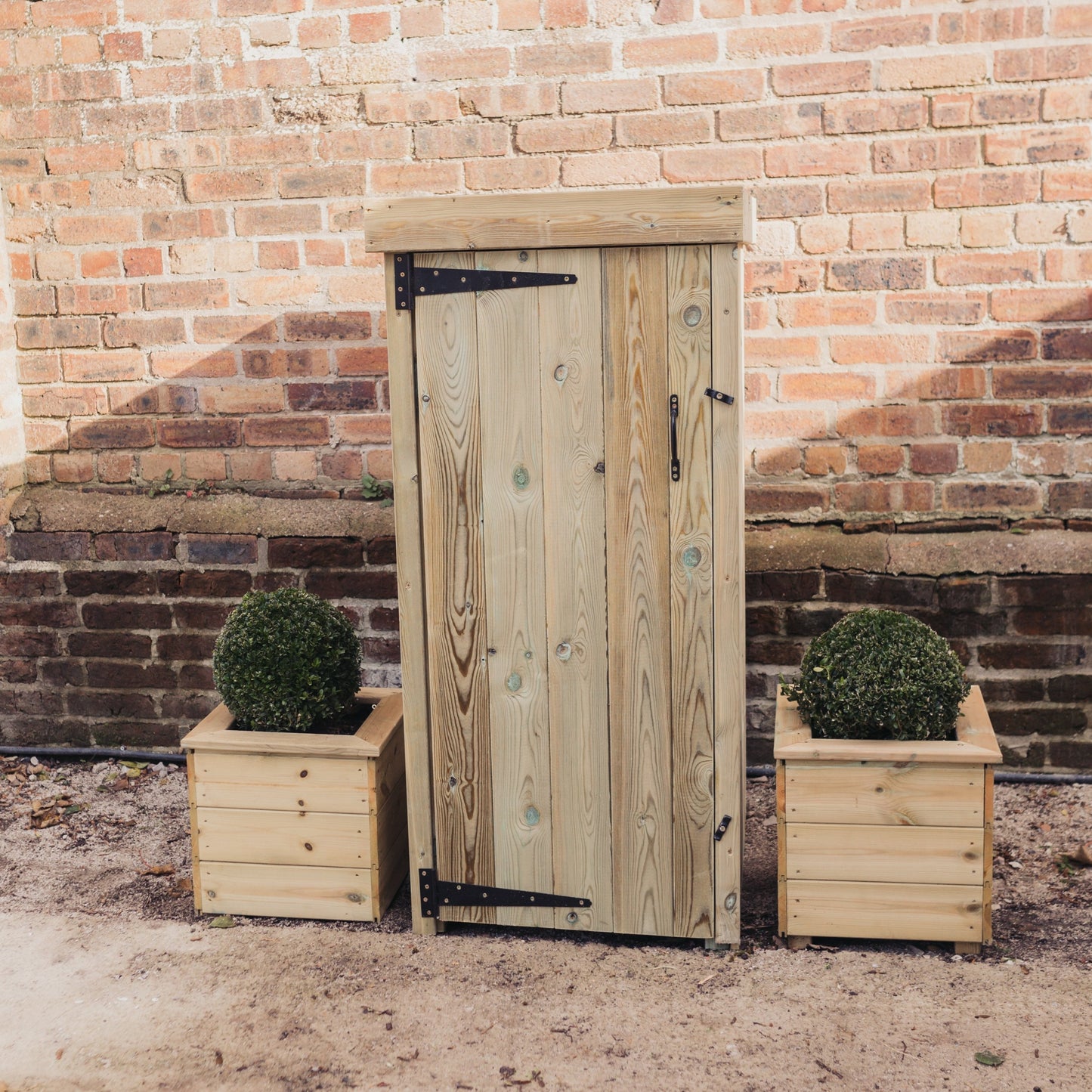 RECYCLE BIN STORAGE WITH DOOR