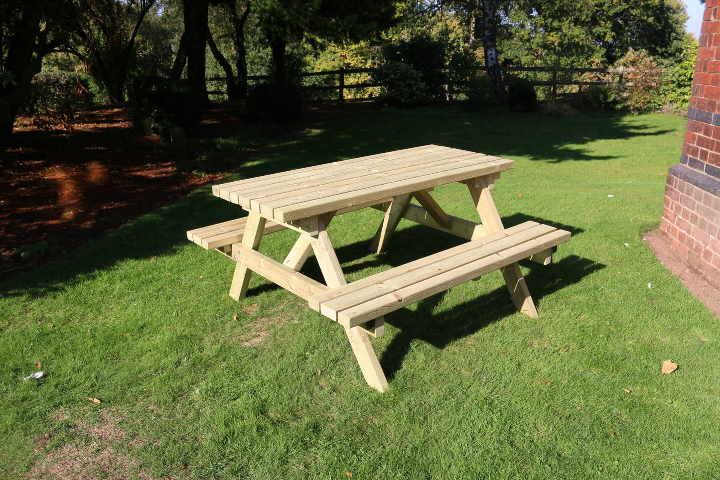 DELUXE PICNIC TABLE 1800 (PT104) X 5 Units