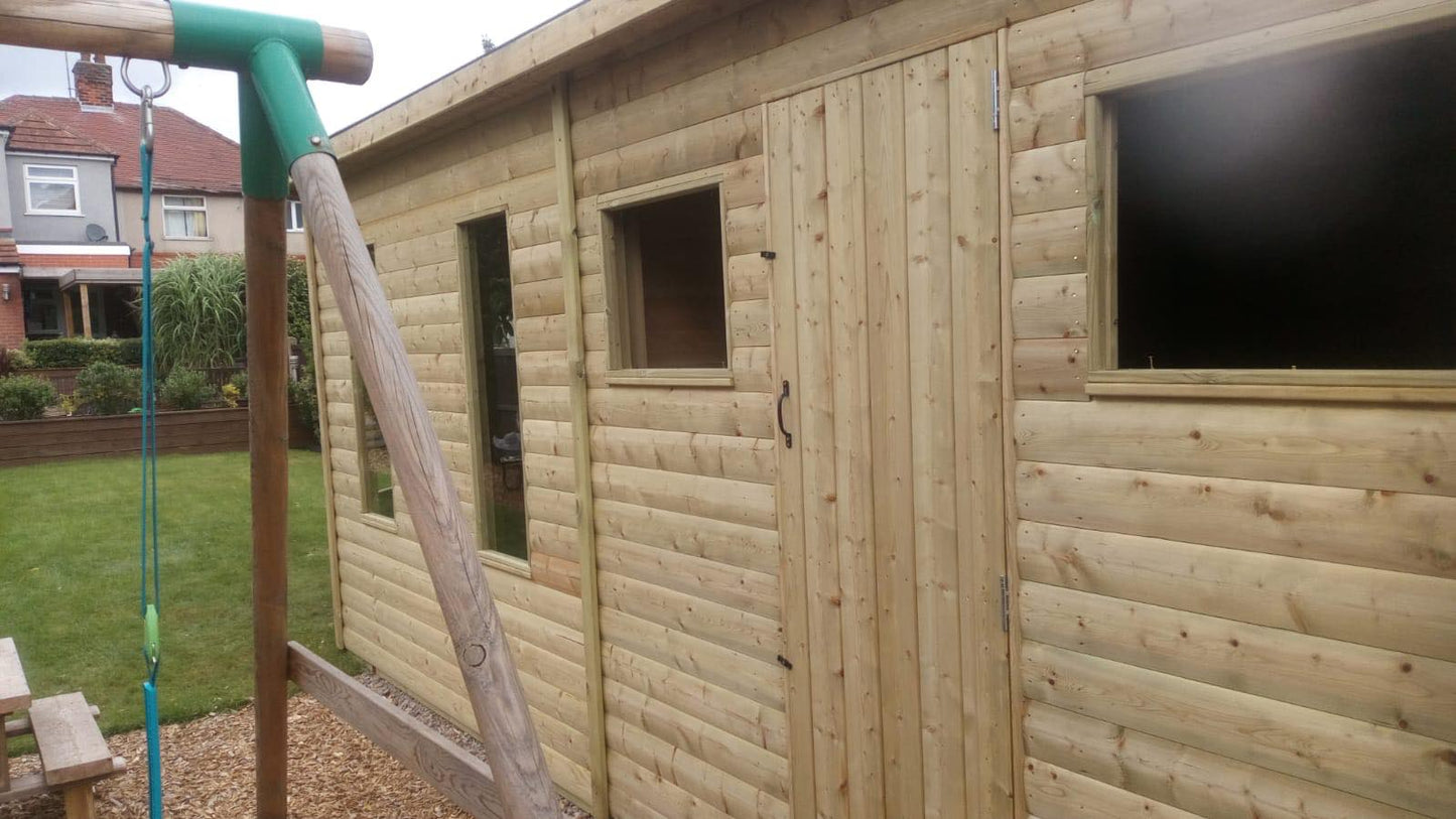 CORNER SUMMERHOUSE & SHED 20x10