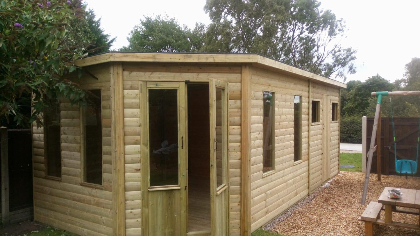 CORNER SUMMERHOUSE & SHED 20x10