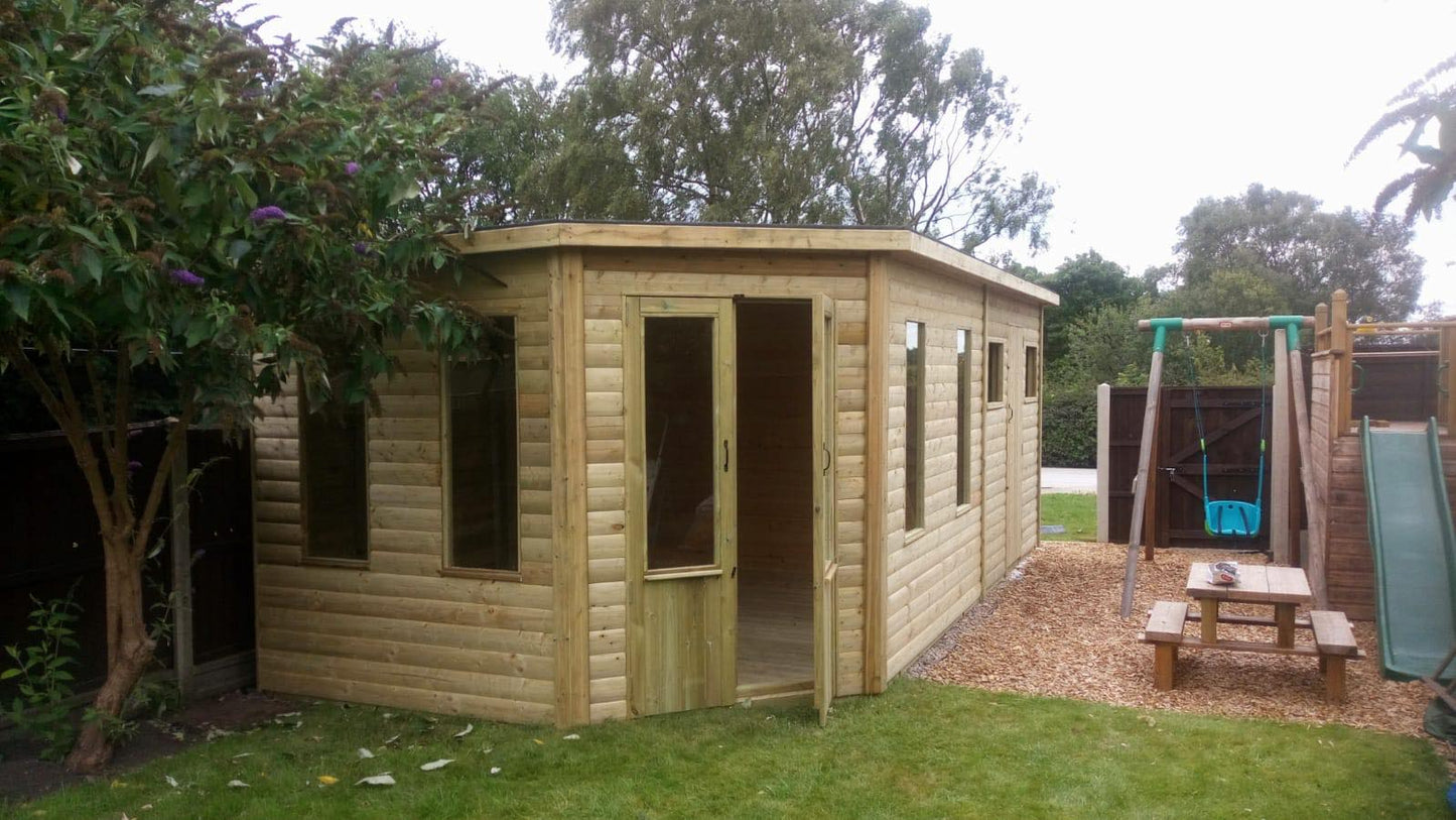 CORNER SUMMERHOUSE & SHED 20x10