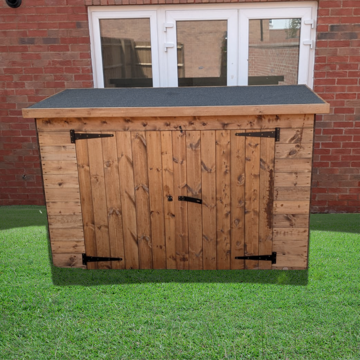 WOODEN PENT BIKE STORE