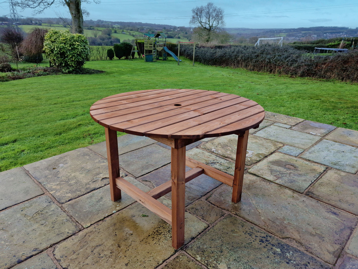 Valley Round Table 113cm