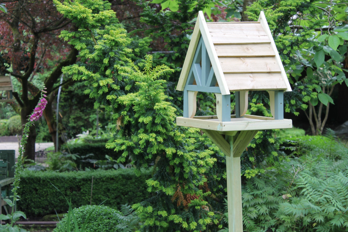 COTTAGE BIRD TABLE