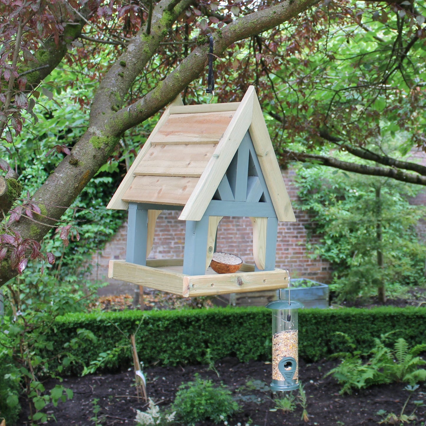 COTTAGE HANGING BIRD TABLE