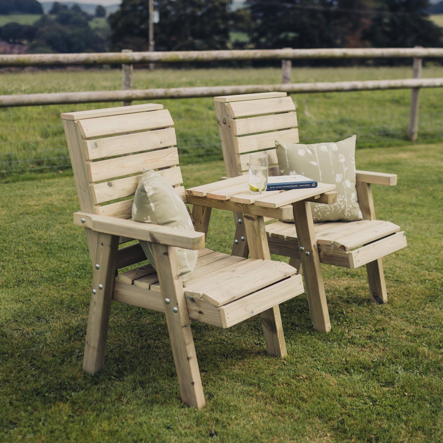 Clover Loveseats Straight