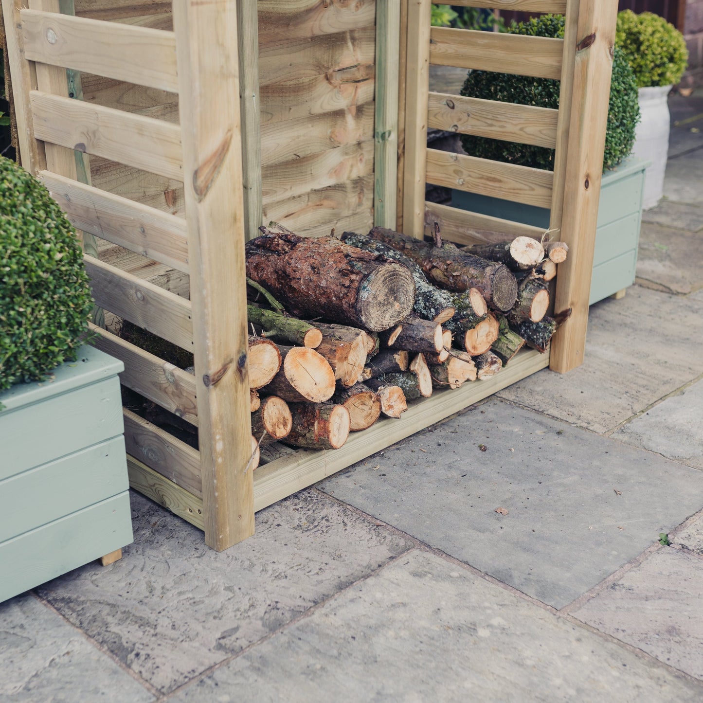 SLATTED LOG STORE 6 x 4