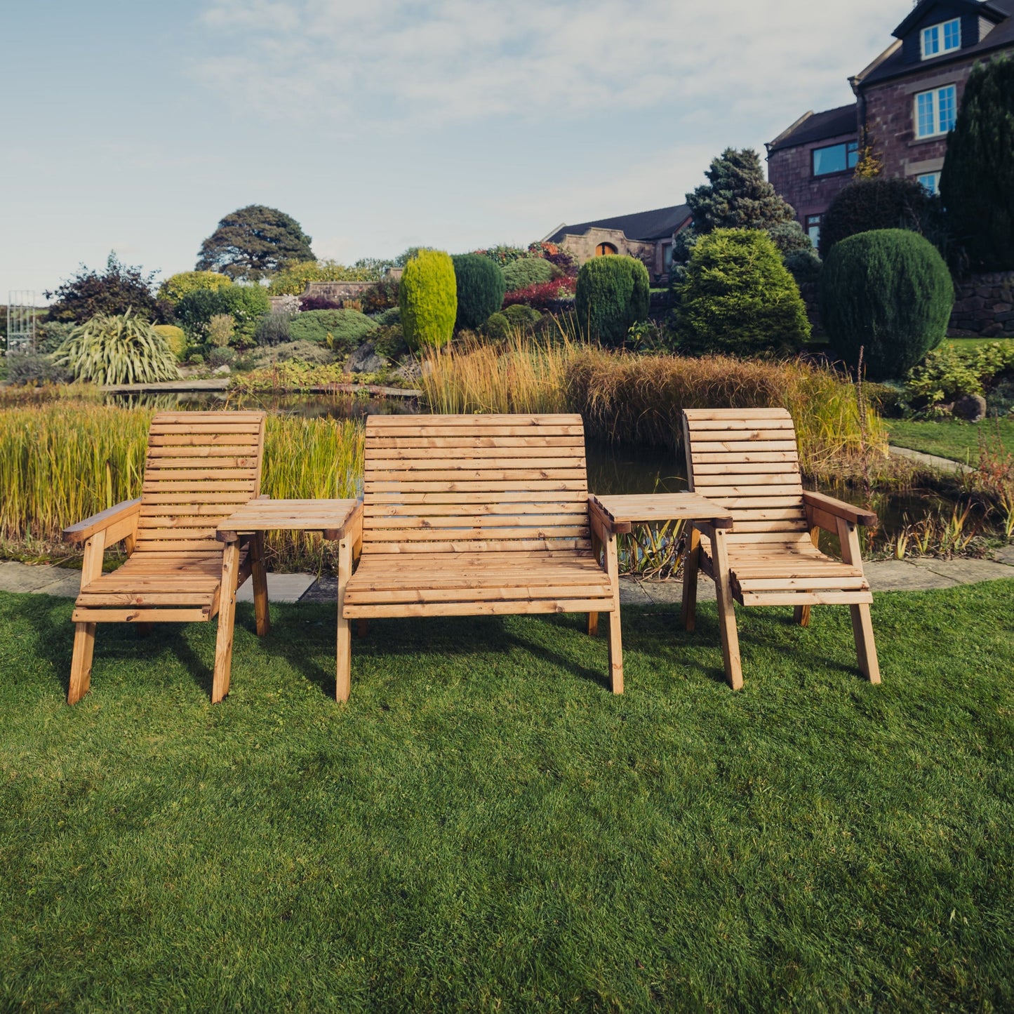 VALLEY 4 SEATER SET  - 1 x 2 SEATER BENCH, 2 x CHAIRS & STRAIGHT TRAY TABLES