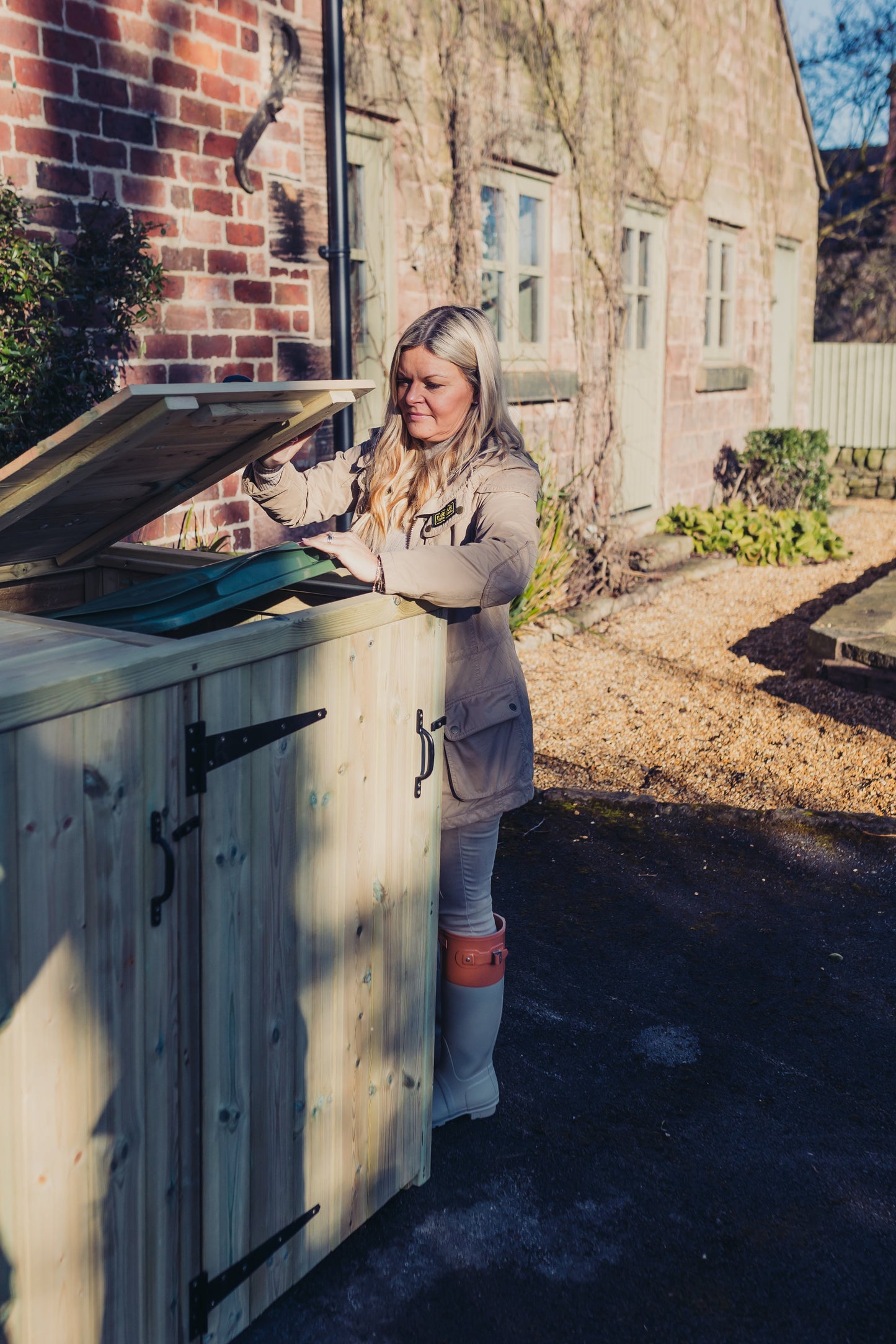 DOUBLE BIN STORE