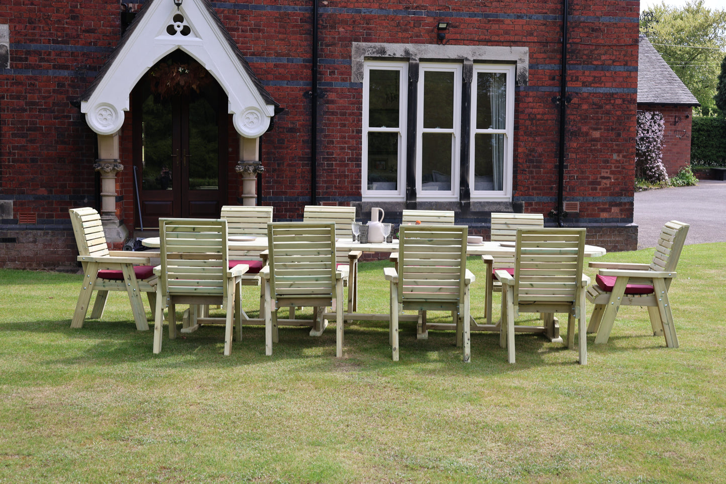 Ergo Large 10 Seater Table Set