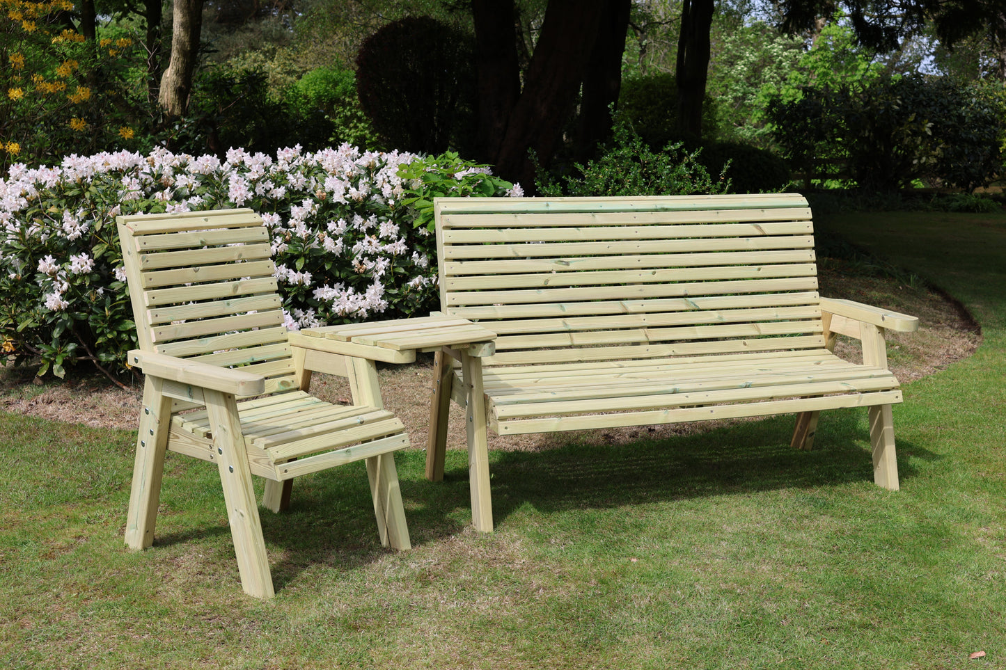 Ergonomic 4 Seat Companion Set - Angled Tray