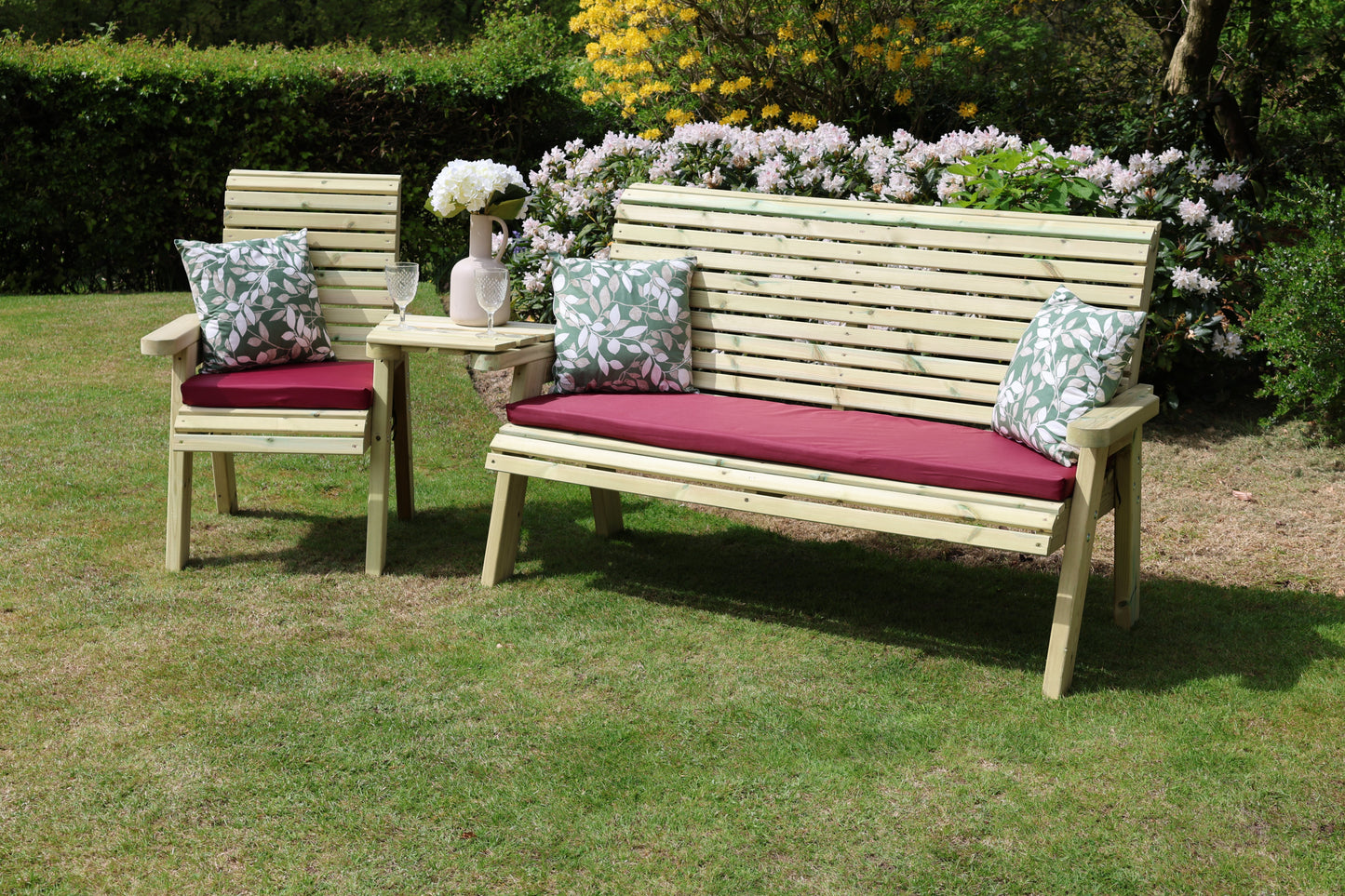 Ergonomic 4 Seat Companion Set - Angled Tray
