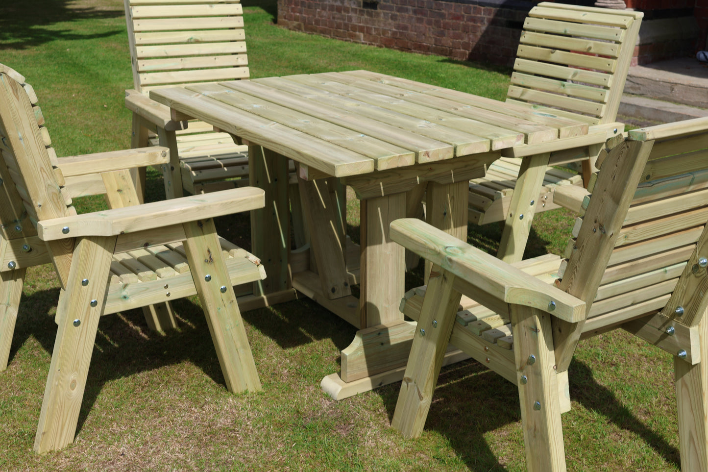 Ergo 4 seater set - Sits 4