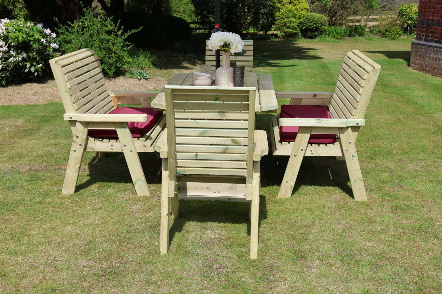 Ergo Table Set - Sits 6