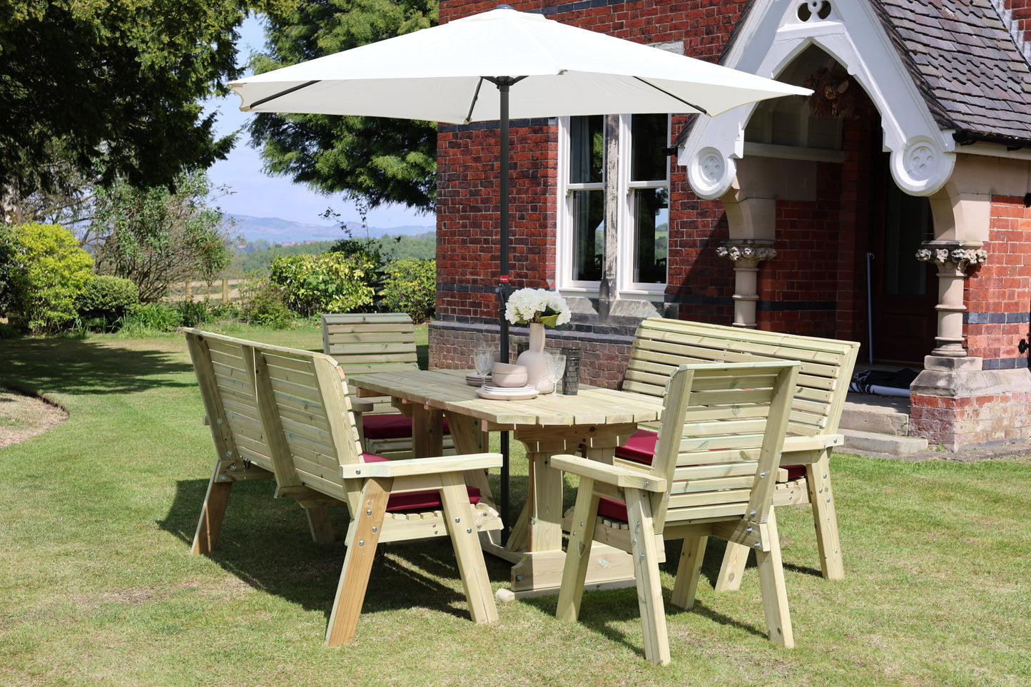 Ergo Table Set - Sits 8