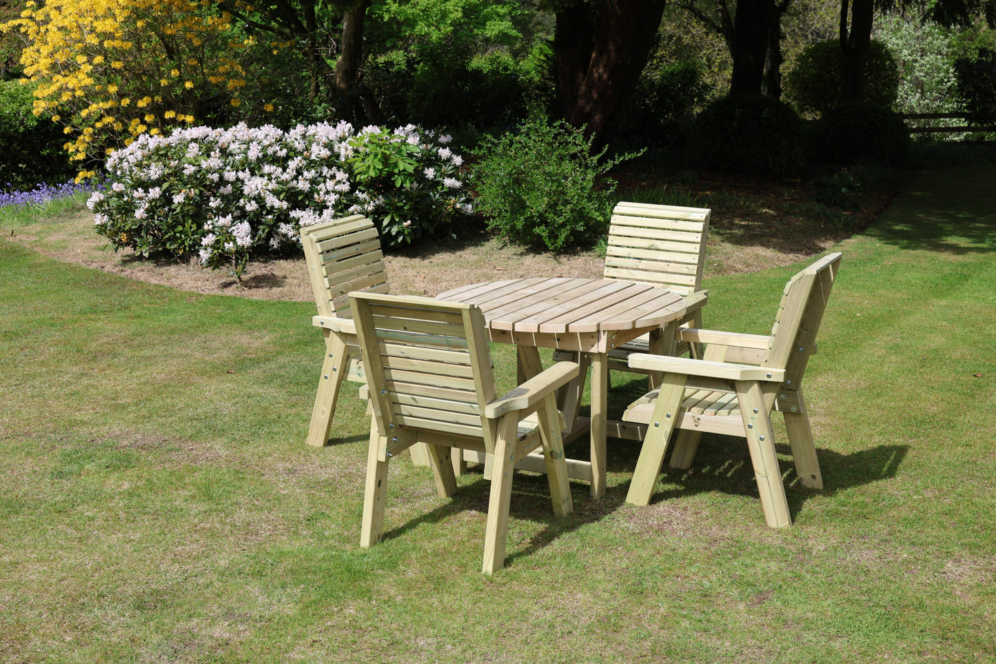 Ergo Round Table Set - 4 Seater