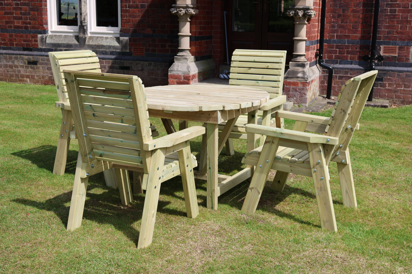 Ergo Round Table Set - 4 Seater