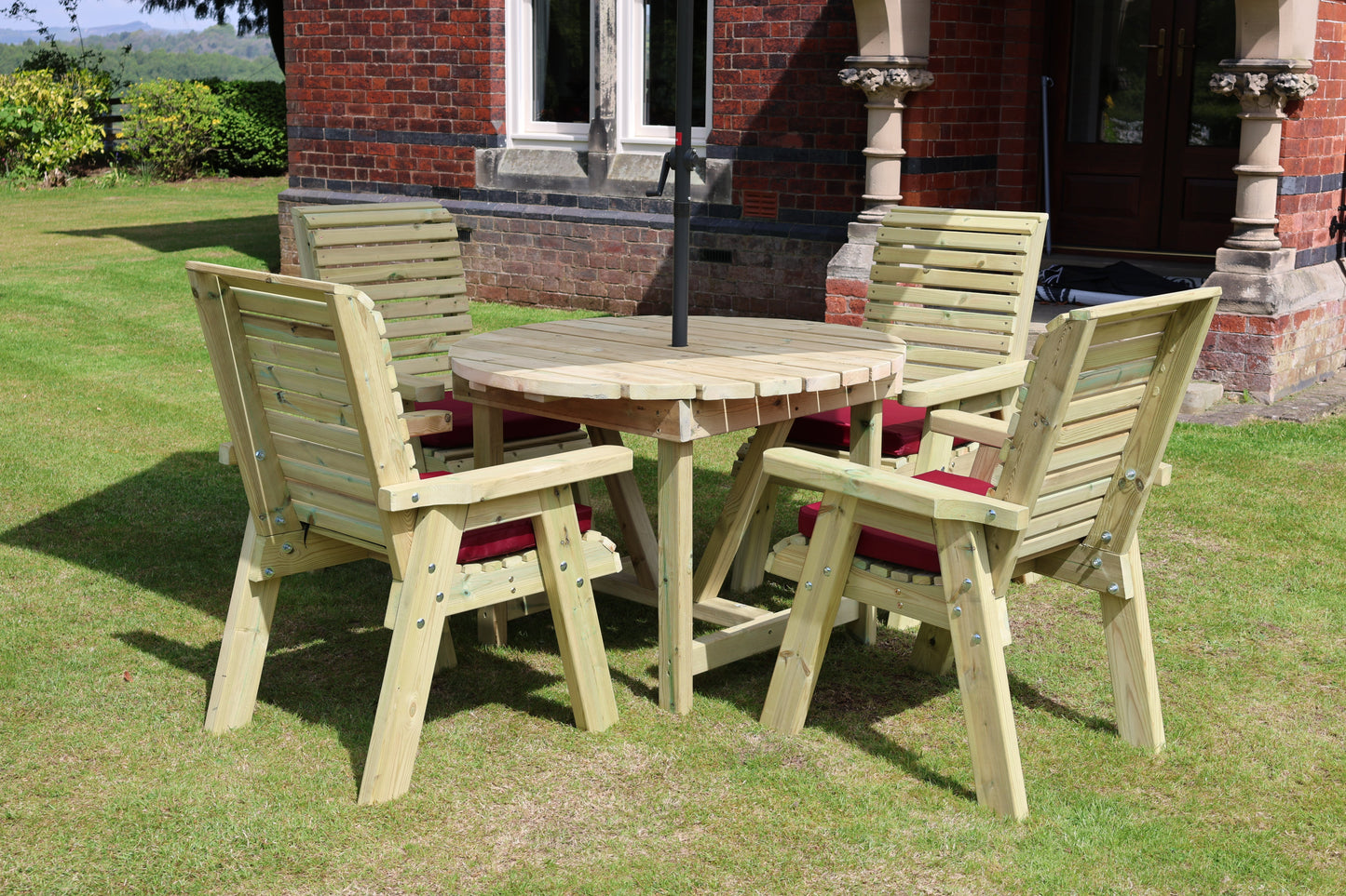 Ergo Round Table Set - 4 Seater