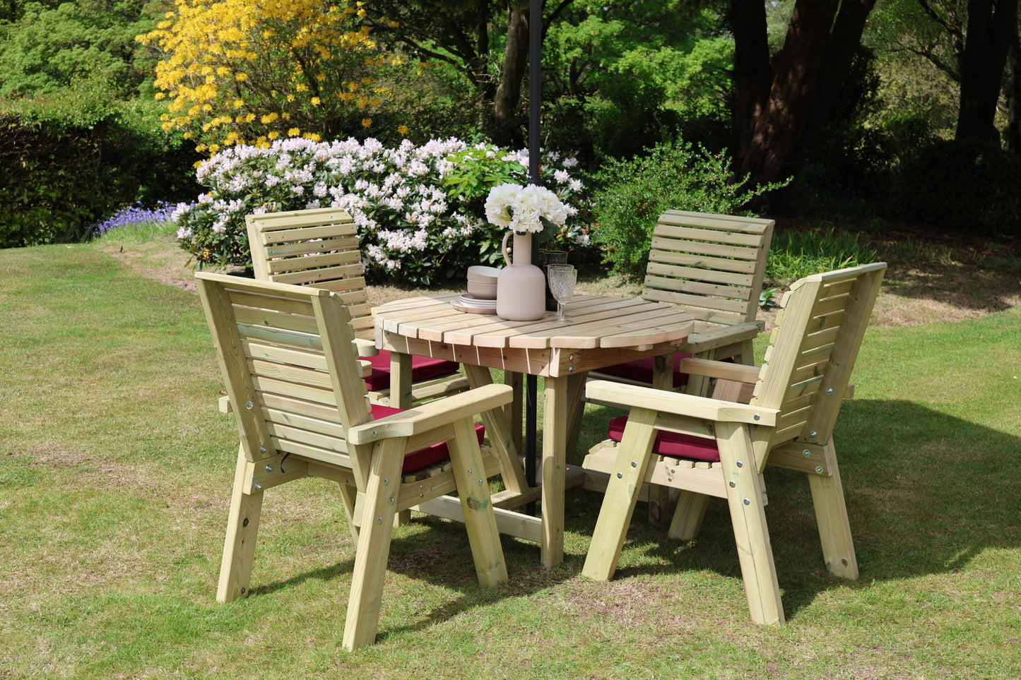 Ergo Round Table Set - 4 Seater