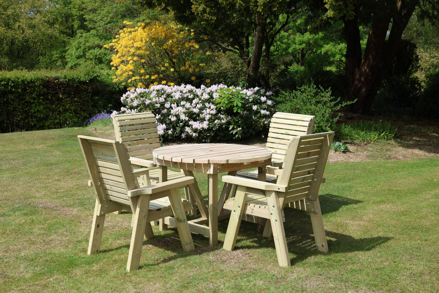 Ergo Round Table Set - 4 Seater