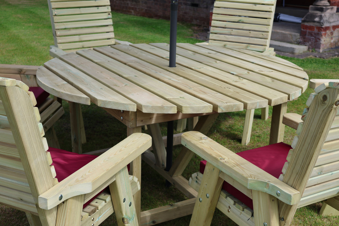 Ergo Round Table Set - 6 Seater