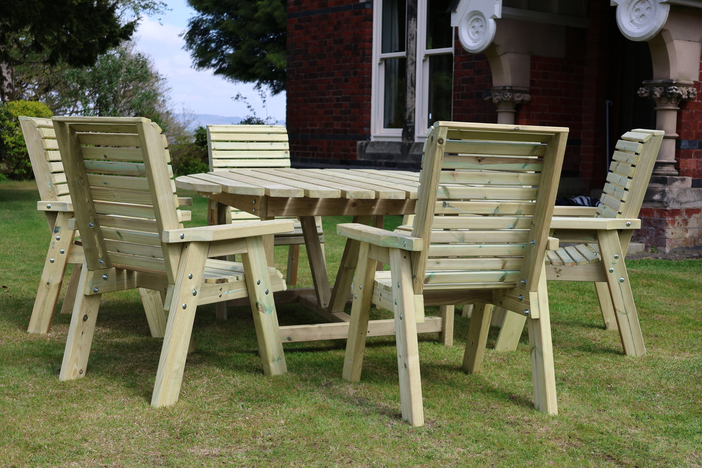 Ergo Round Table Set - 6 Seater