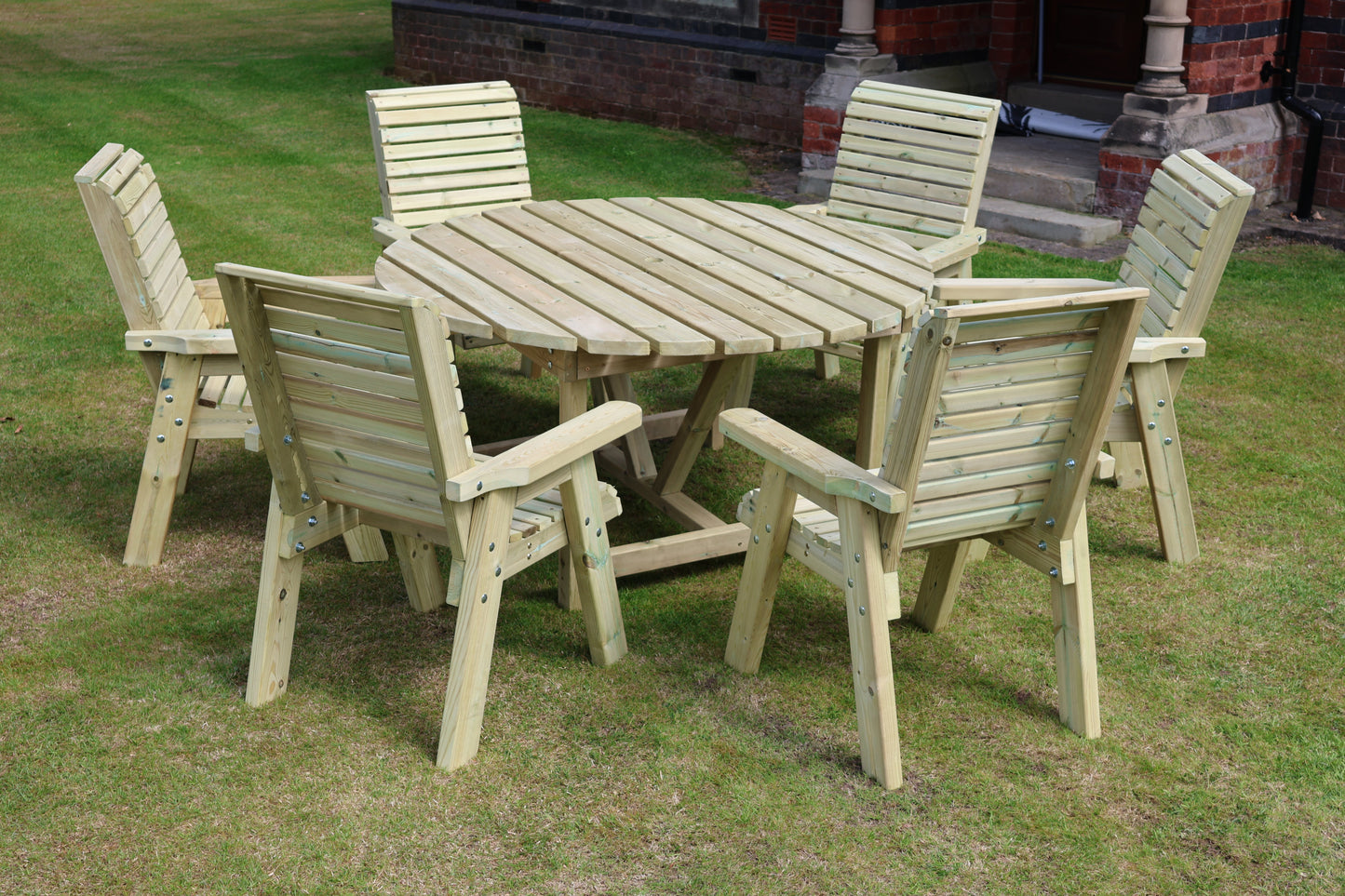 Ergo Round Table Set - 6 Seater