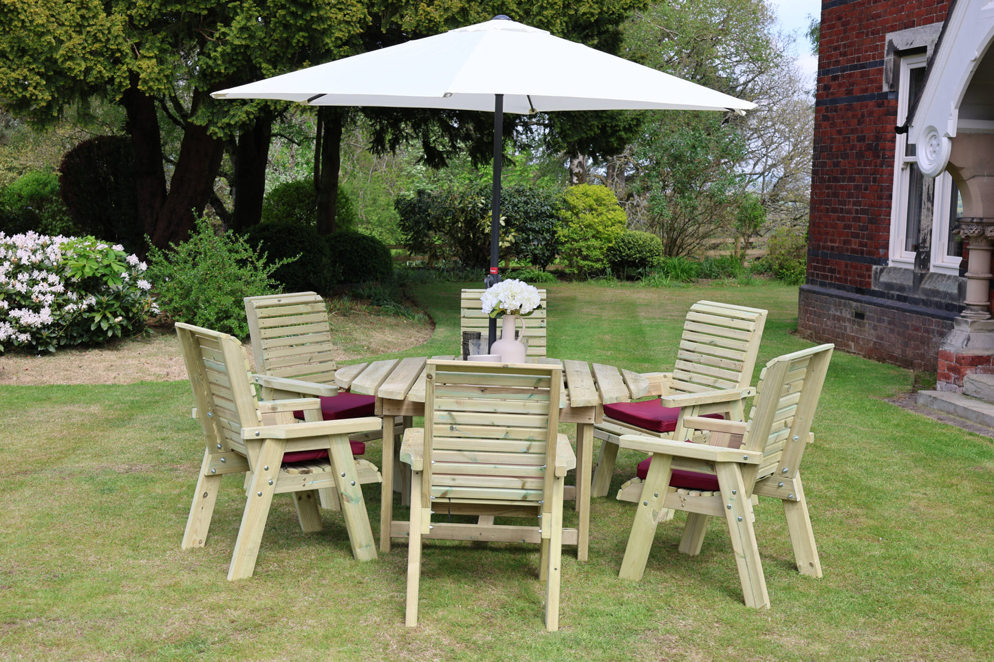 Ergo Round Table Set - 6 Seater