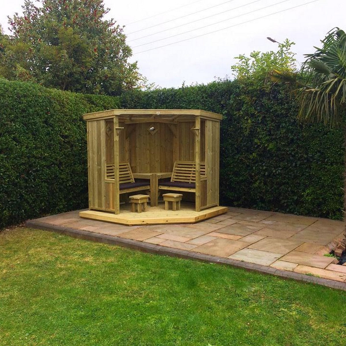 Four Seasons Garden Room With Decking