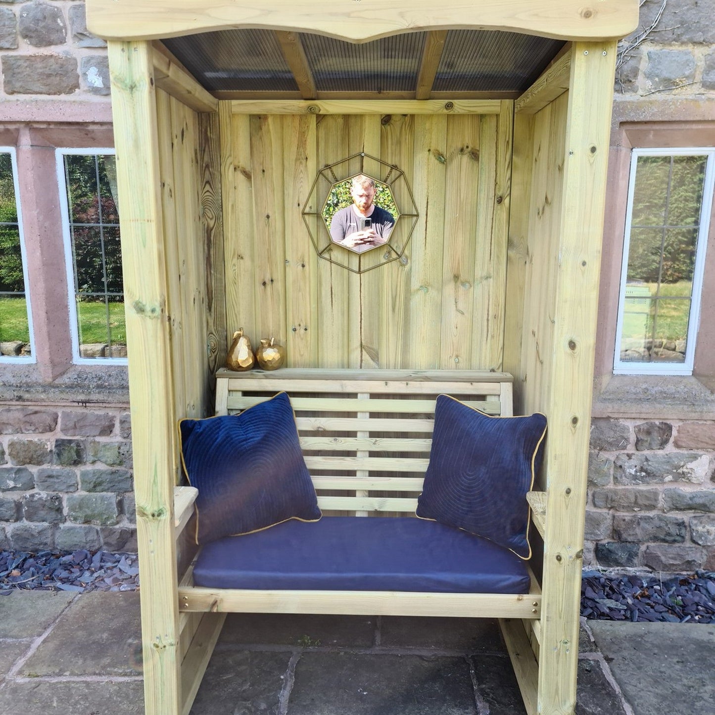 FOUR SEASONS 2 SEATER ARBOUR