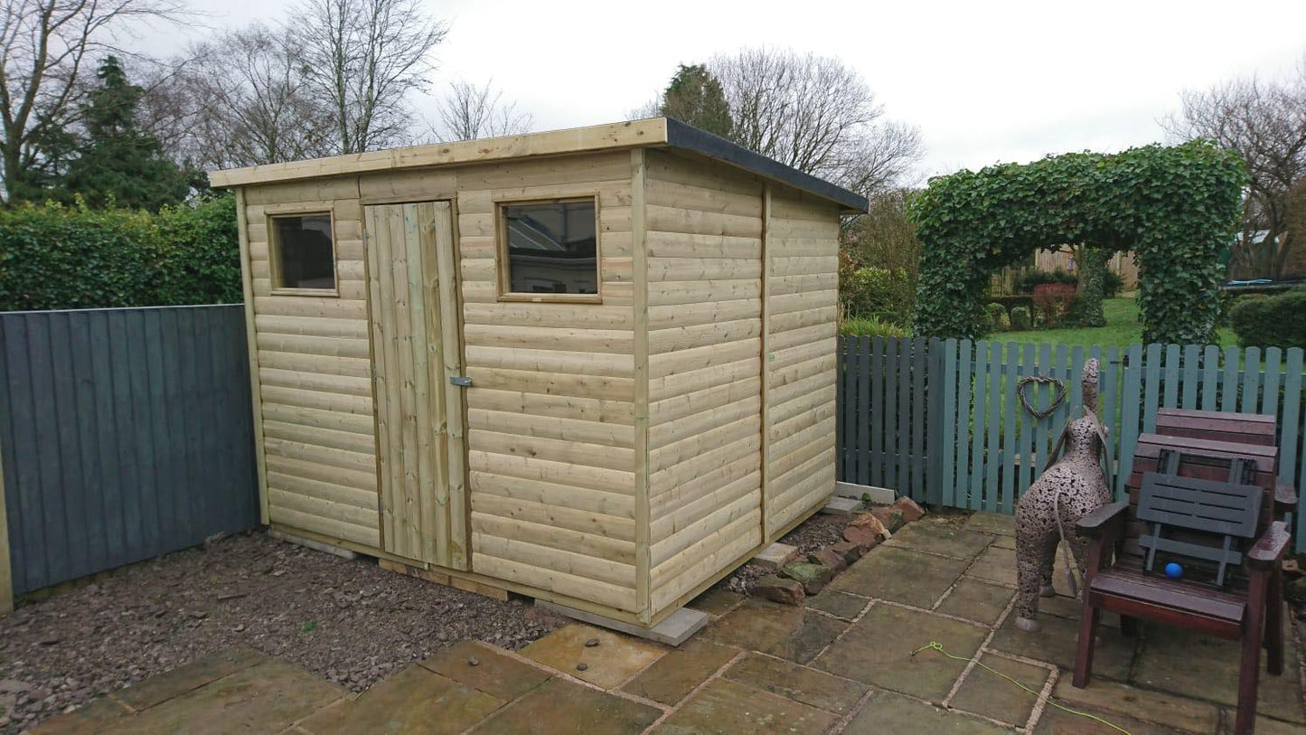 PENT SHED - DOOR IN THE MIDDLE