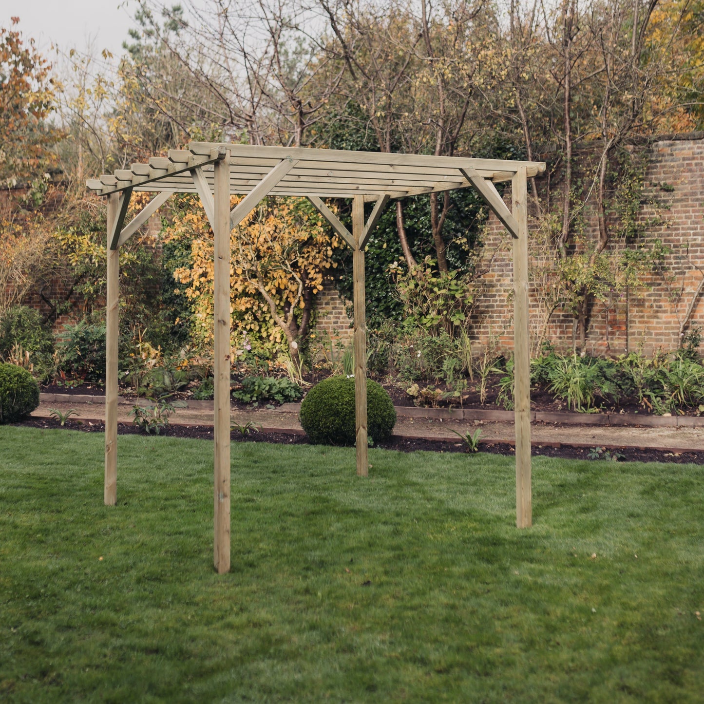 CONTEMPORARY PERGOLA - 2.4M X 2.4M