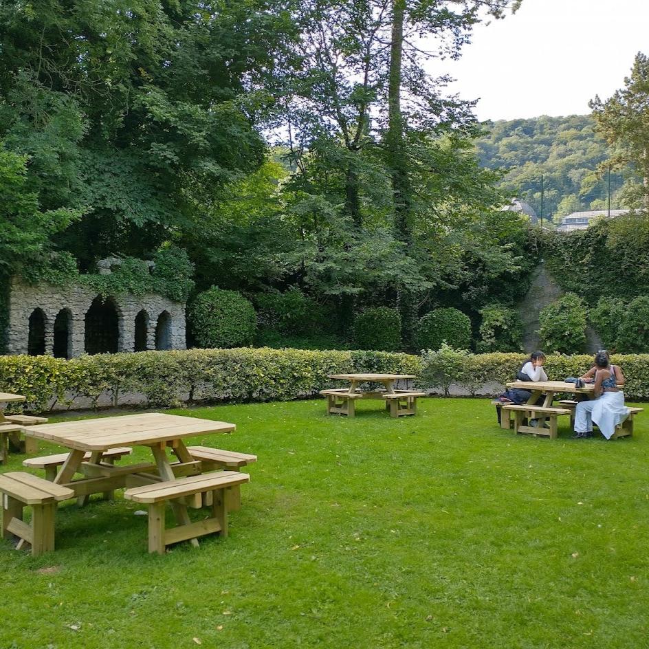 WESTWOOD SQUARE PICNIC TABLE