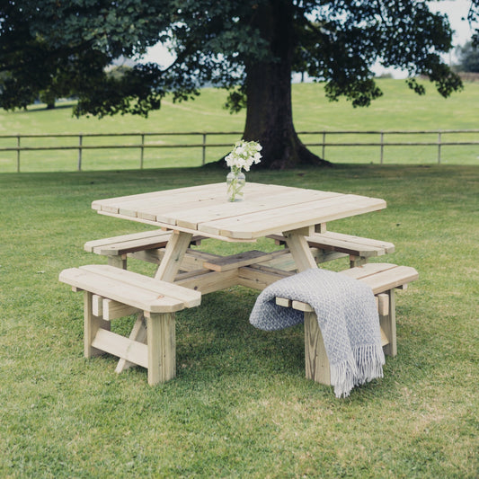 WESTWOOD SQUARE PICNIC TABLE