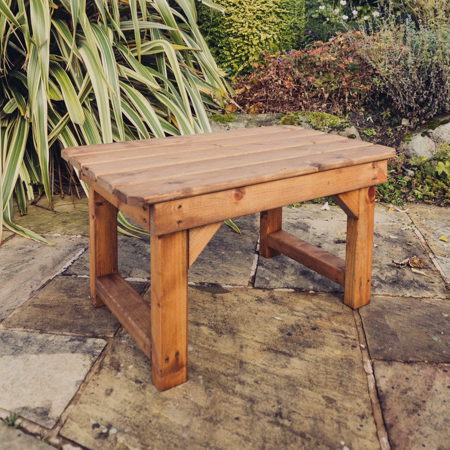 VALLEY COFFEE TABLE