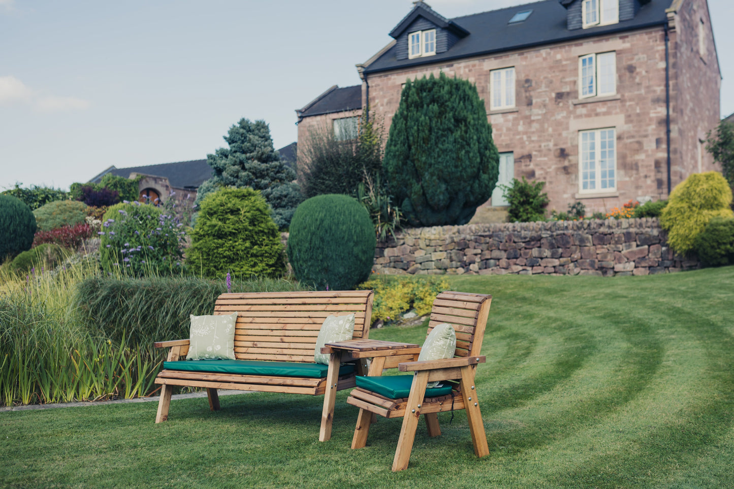 VALLEY 4 SEATER SET - 1 x CHAIR, 1 x 3 SEATER BENCH WITH ANGLED TRAY TABLE