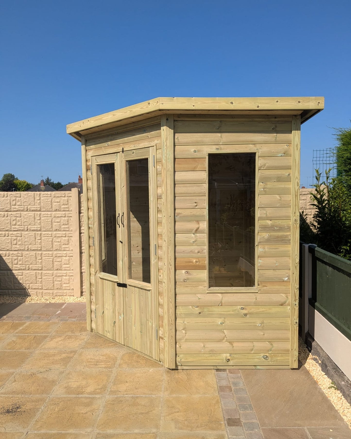 Glossop Corner Summerhouse