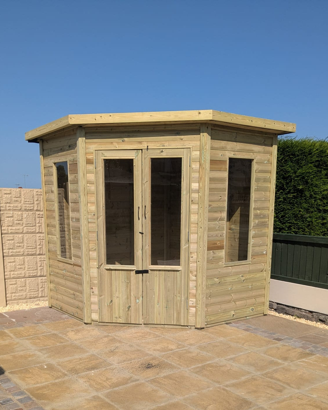 Glossop Corner Summerhouse
