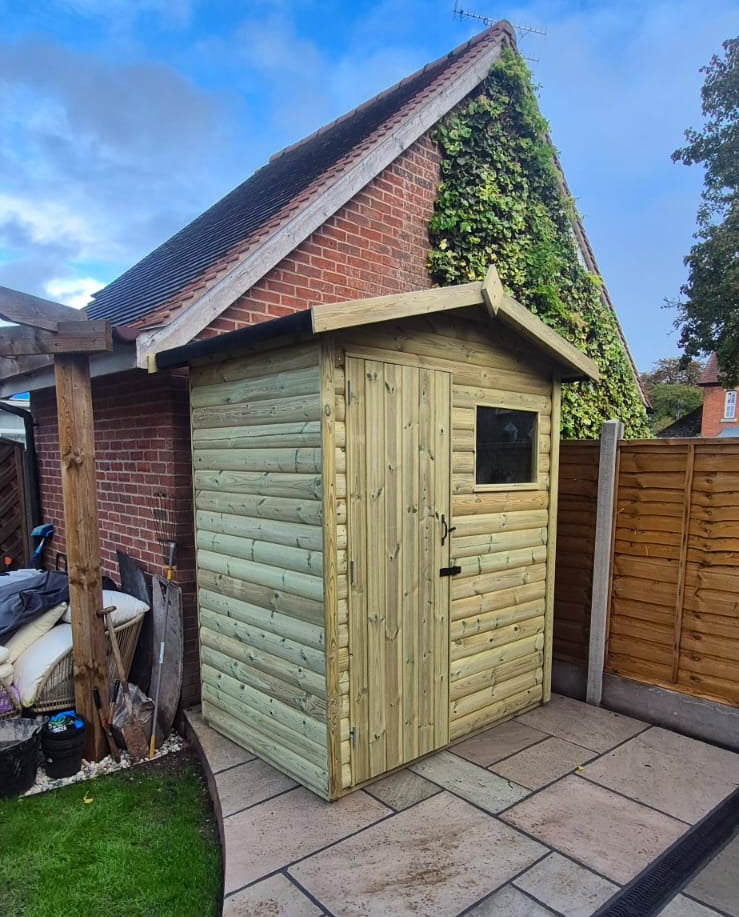 APEX GARDEN SHED DOOR TO LEFT